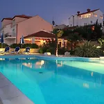 Alegria Apartman *