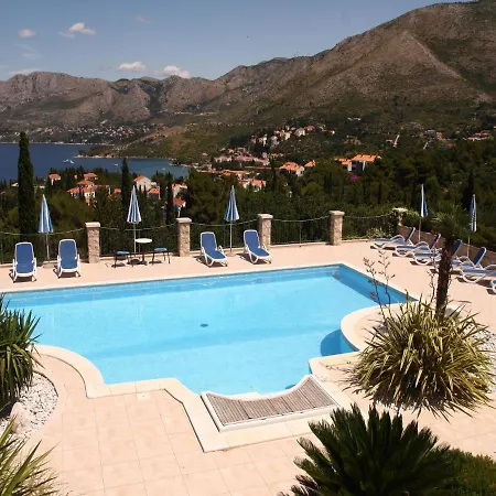 Alegria Apartment *