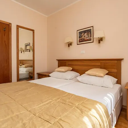 Alegria Apartment